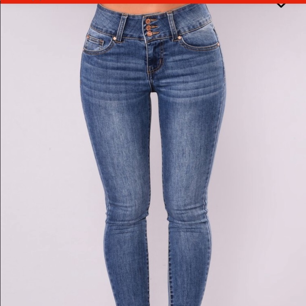 Fashion nova carbi jeans
